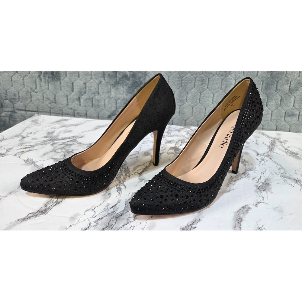 Women's Charming Charlie Heels pumps. black, hand made , size 8.5